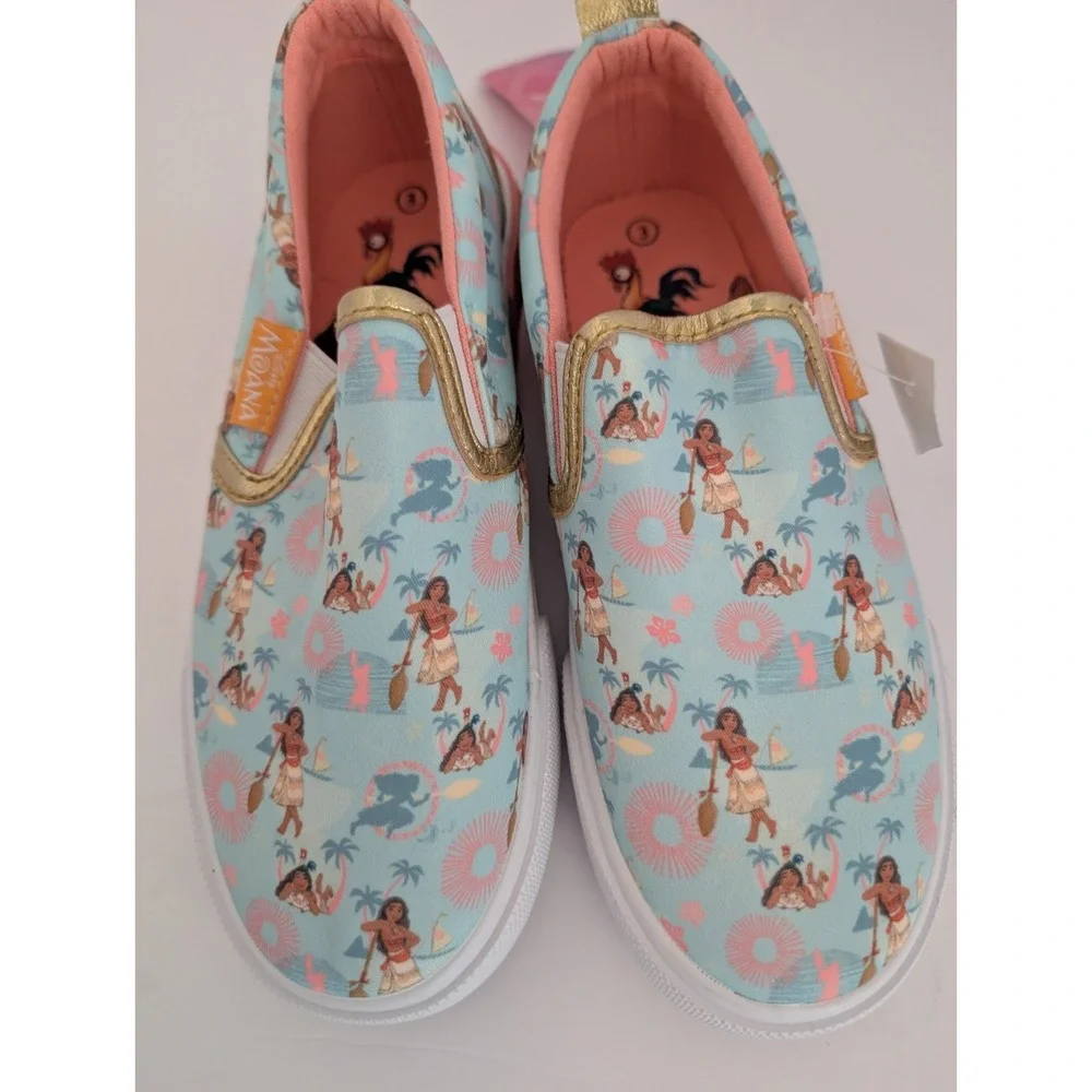 Girl's New Disney Moana Shoes Size 3 Canvas with Rubber Sole Multicolor